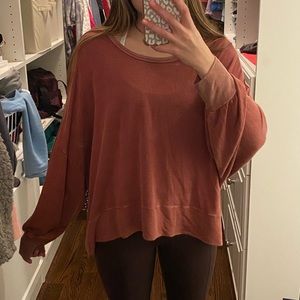 brand new lizard thicket red top!